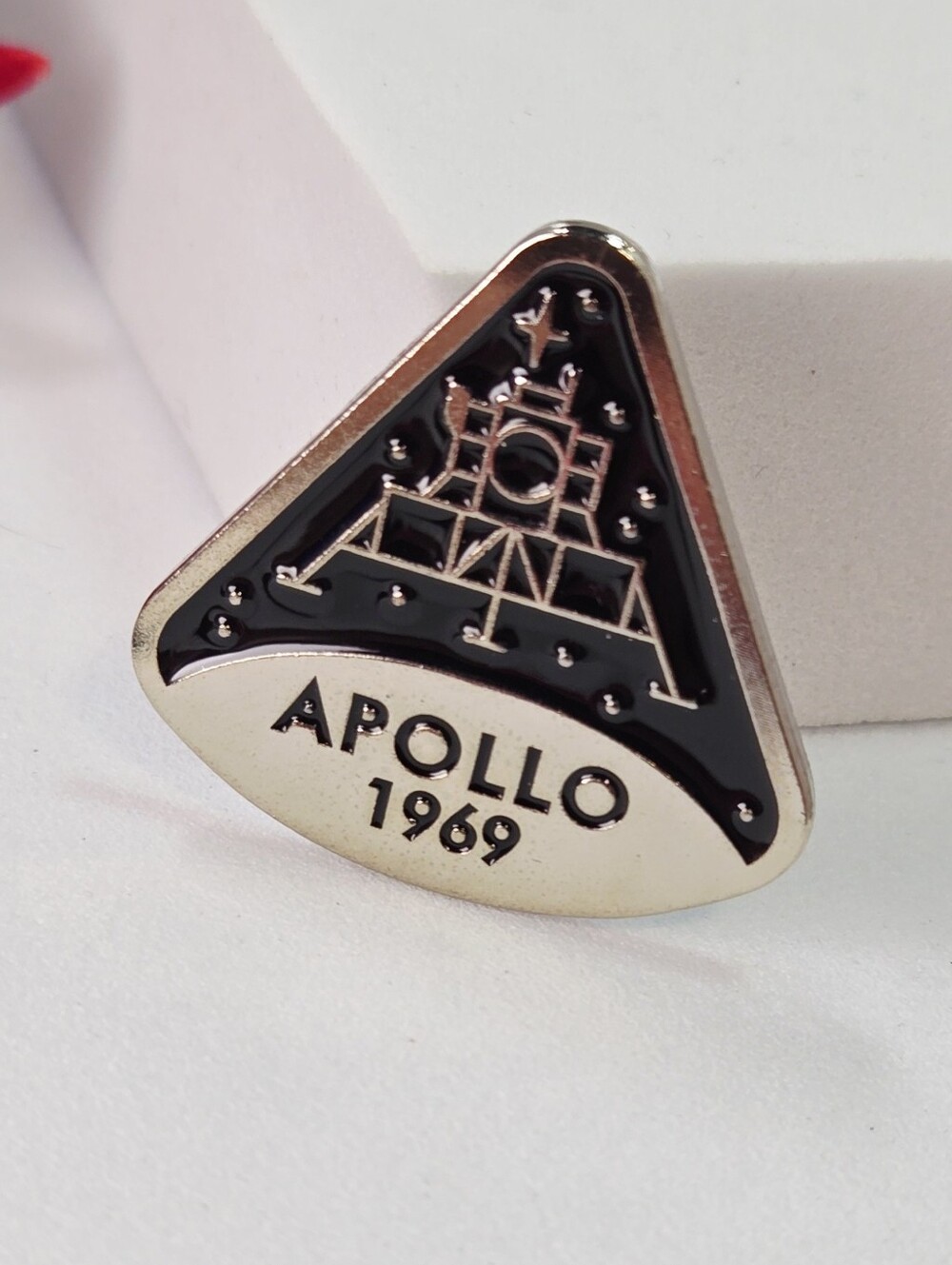 Apollo 1969 Space Pin Lunar Lander NASA Enamel Triangle Badge Retro Sci-Fi